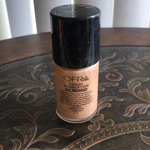 Liquid foundation